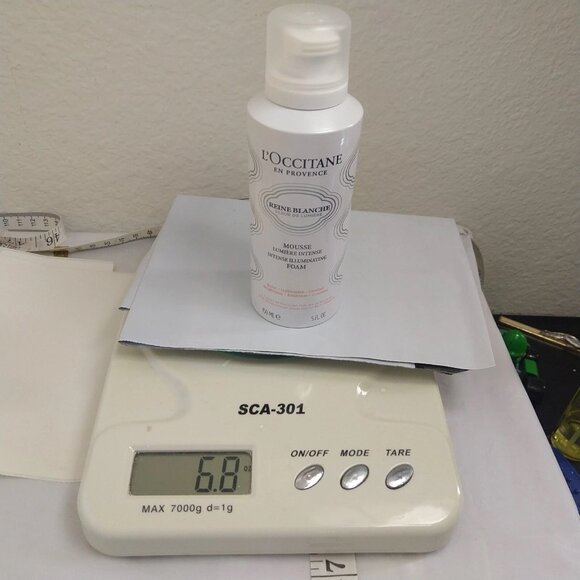 L'occitane Reine Blanche Intense Illuminating Foam 5 oz / 150 ml NEW - Picture 8 of 8